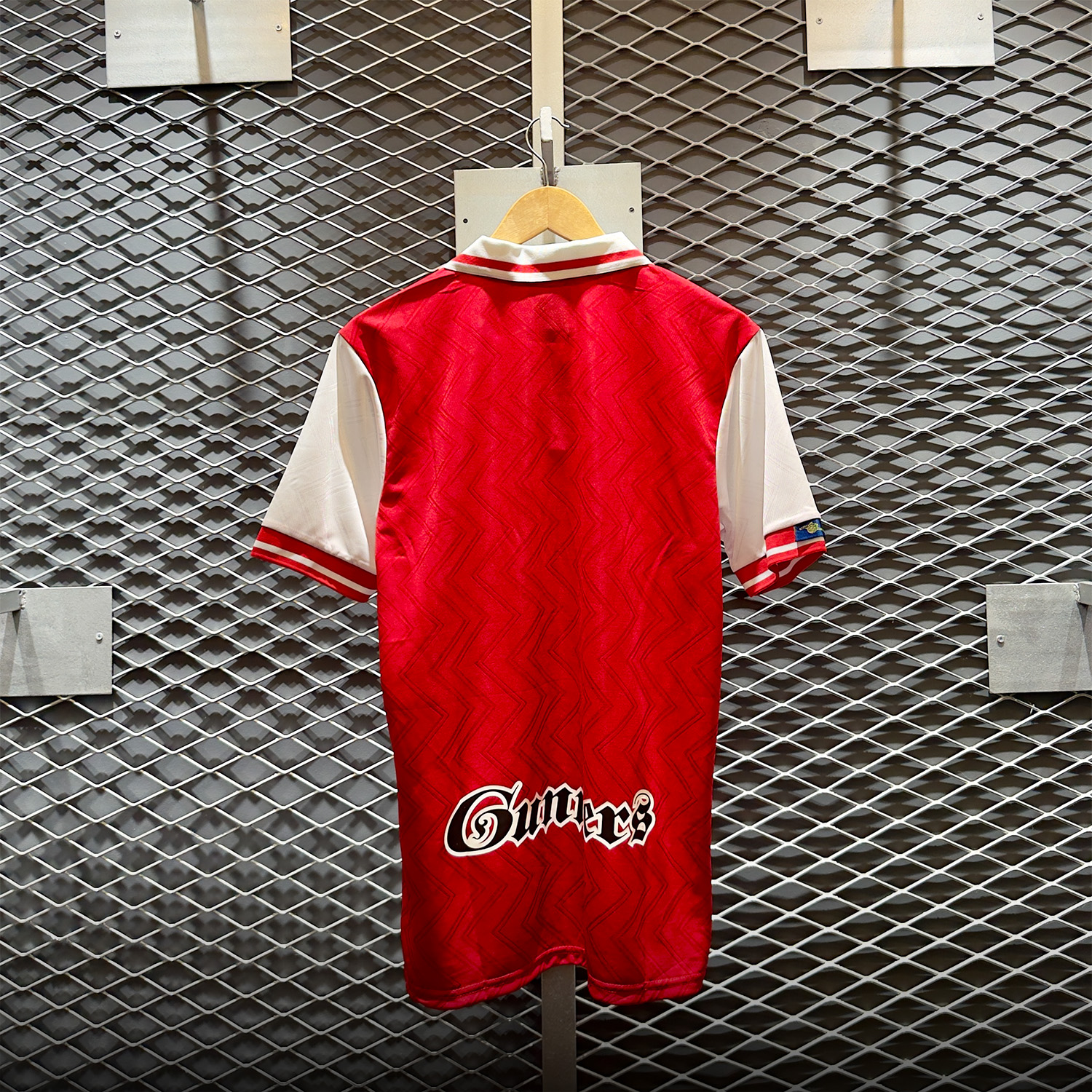 ÁO BÓNG ĐÁ ARSENAL 1996/97 SÂN NHÀ