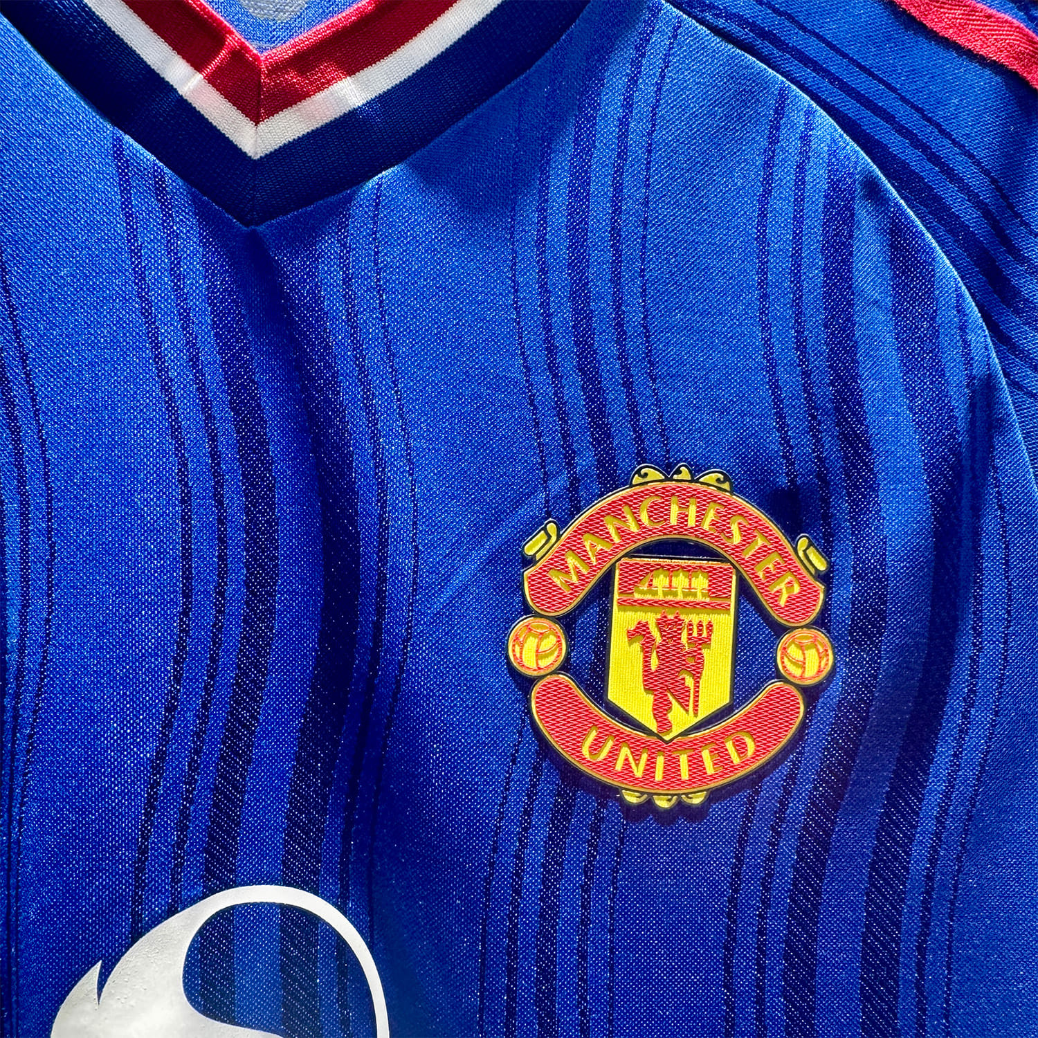 ÁO BÓNG ĐÁ MANCHESTER UNITED 2026/27 SÂN KHÁCH BẢN PLAYER