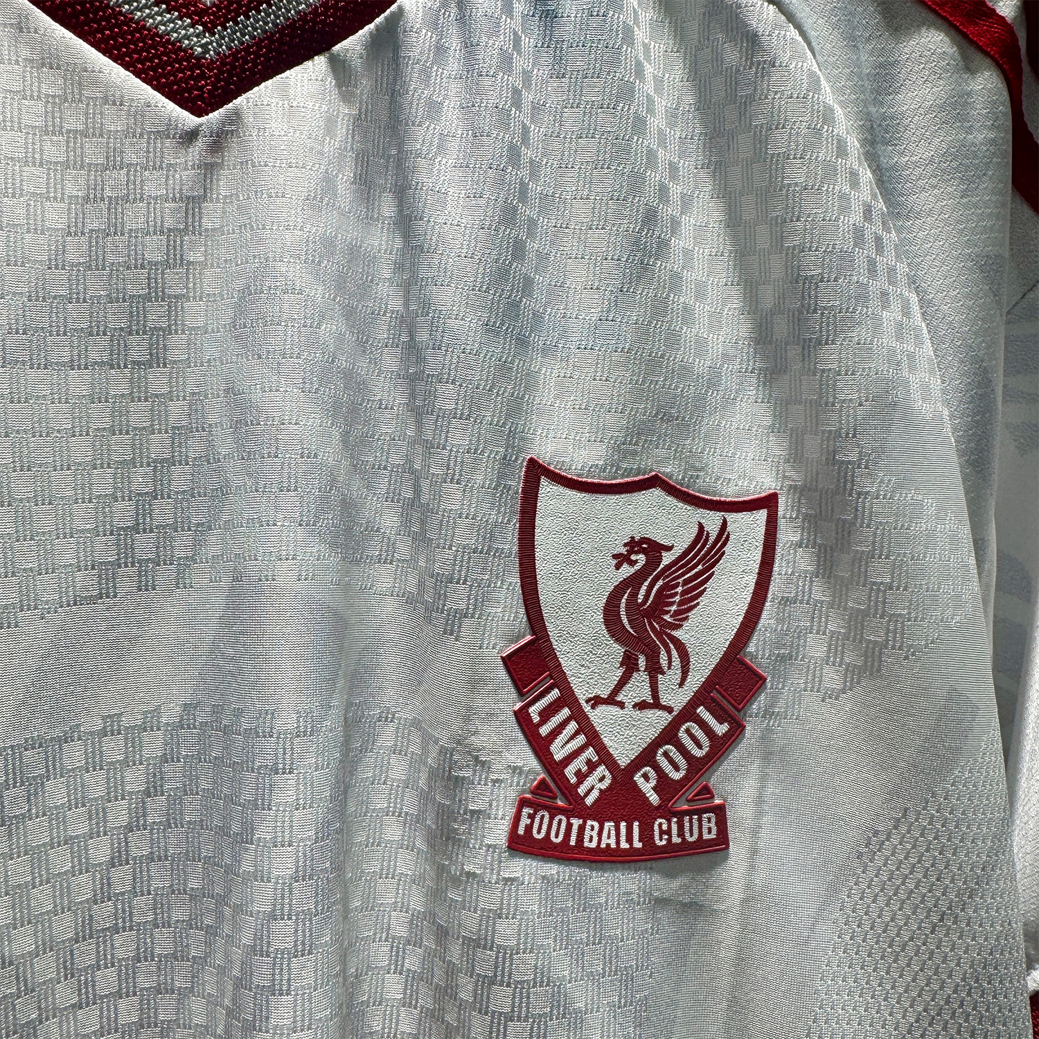 ÁO BÓNG ĐÁ LIVERPOOL 2026/27 SÂN KHÁCH BẢN PLAYER