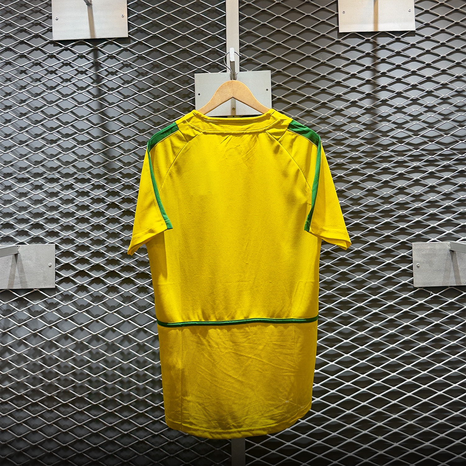 ÁO BÓNG ĐÁ ĐỘI TUYỂN BRAZIL 2002 SÂN NHÀ