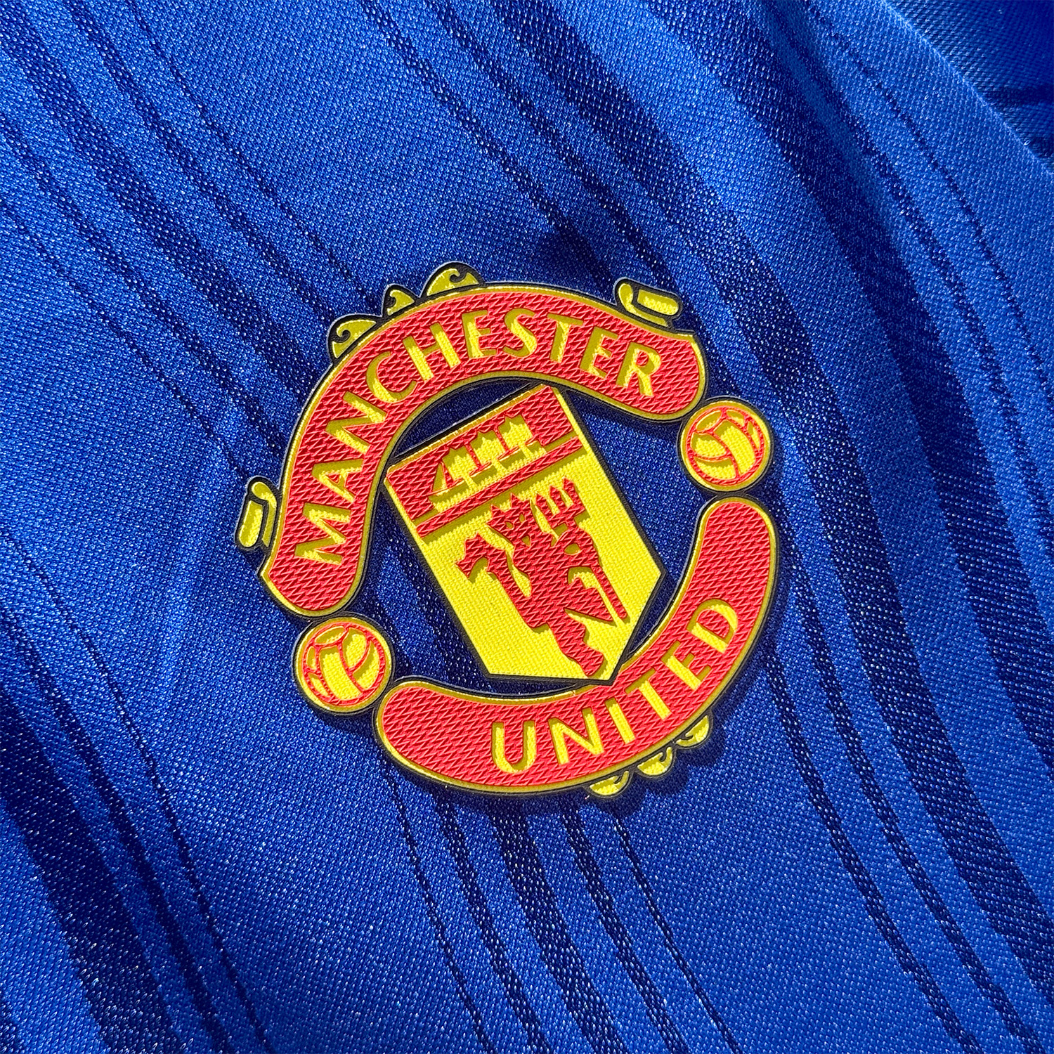 ÁO BÓNG ĐÁ MANCHESTER UNITED 2026/27 SÂN KHÁCH BẢN PLAYER
