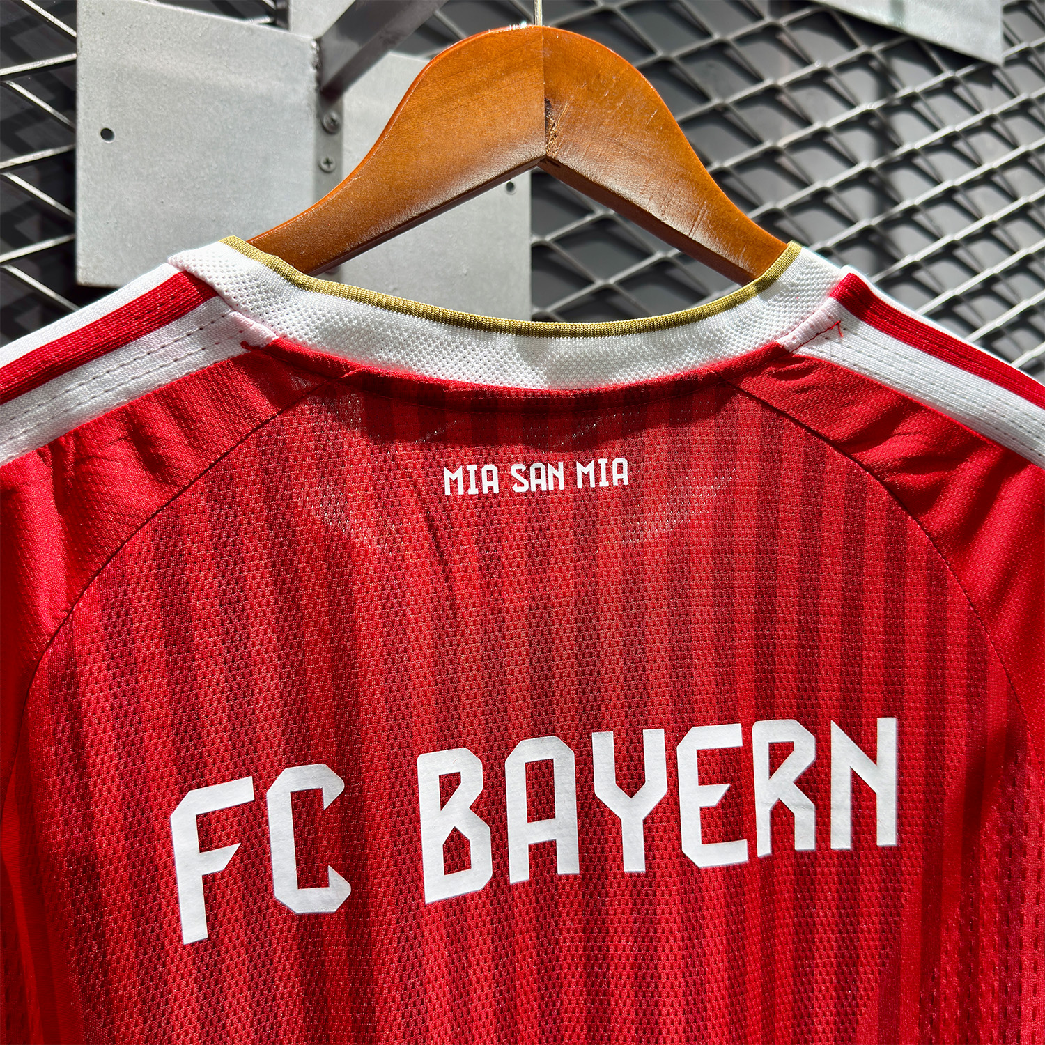 ÁO BÓNG ĐÁ BAYERN MUNICH 2026/27 SÂN NHÀ BẢN PLAYER