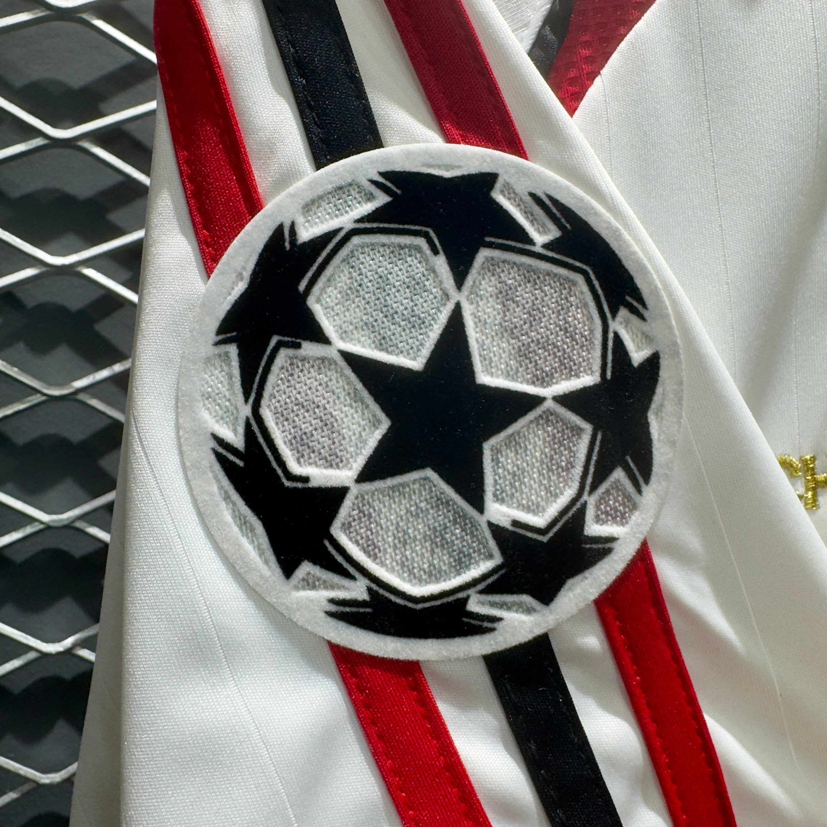 ÁO BÓNG ĐÁ AC MILAN 2006/07 SÂN KHÁCH CHUNG KẾT CHAMPIONS LEAGUE KAKA #22