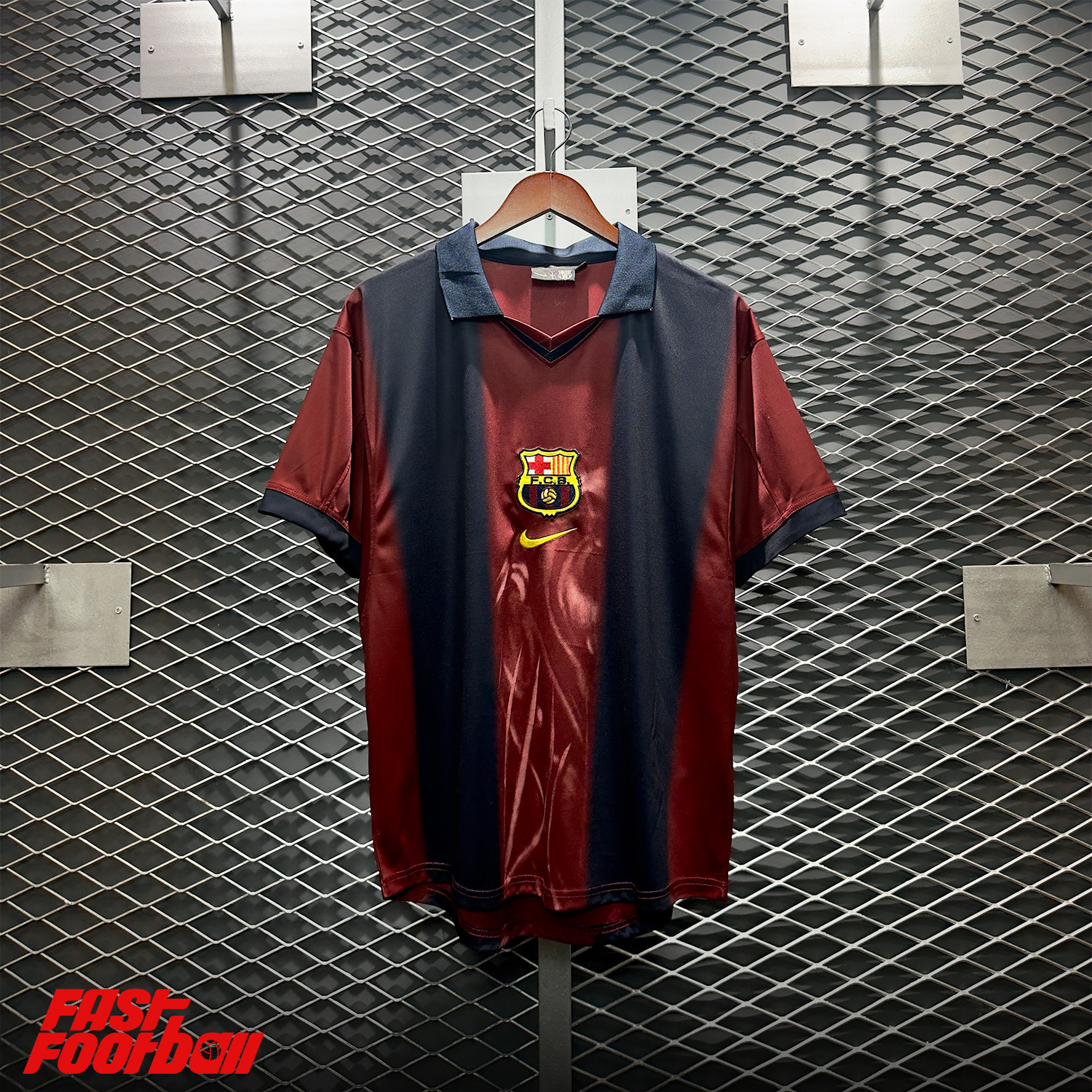 ÁO BARCELONA X TRAVIS SCOTT 2024/25