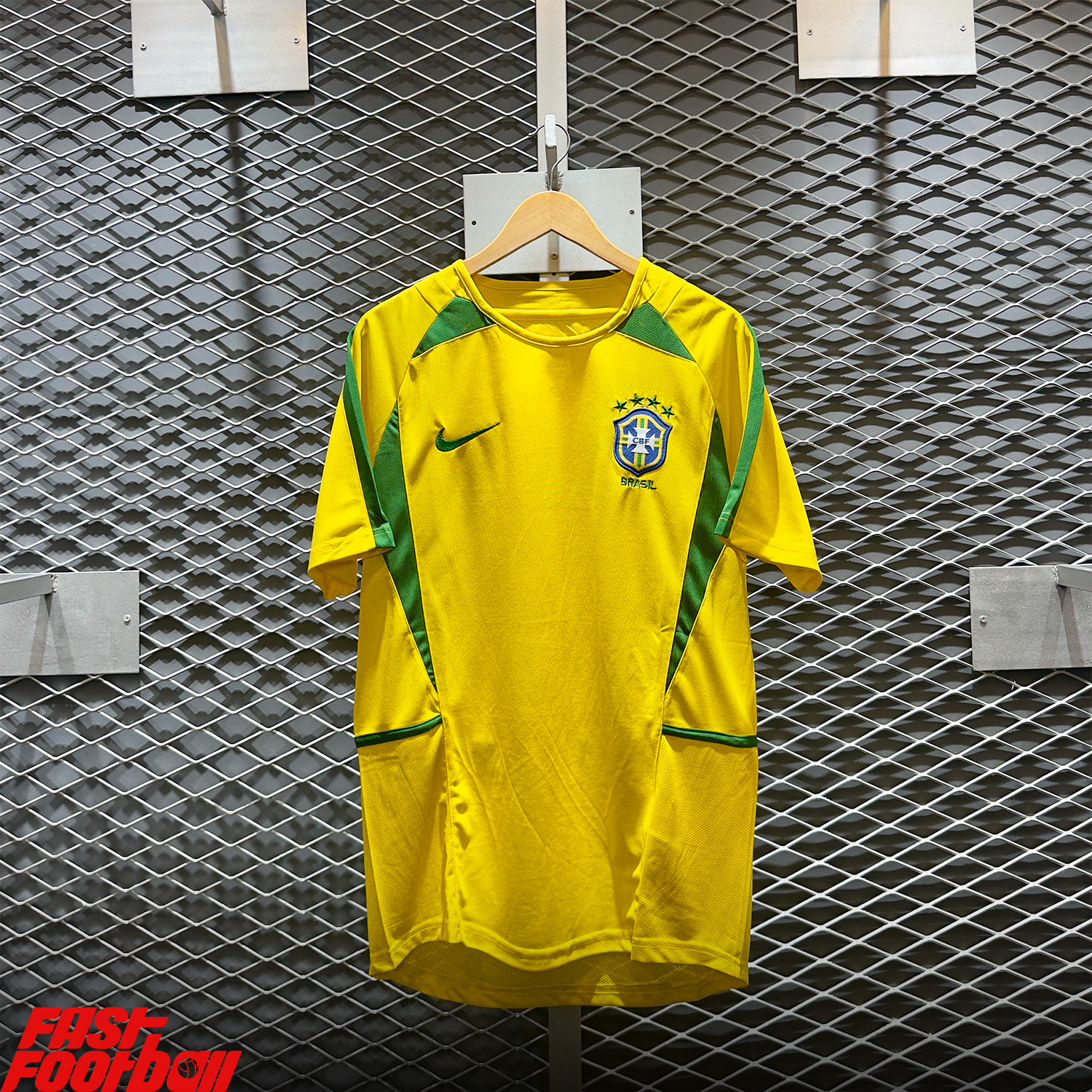 ÁO BÓNG ĐÁ ĐỘI TUYỂN BRAZIL 2002 SÂN NHÀ