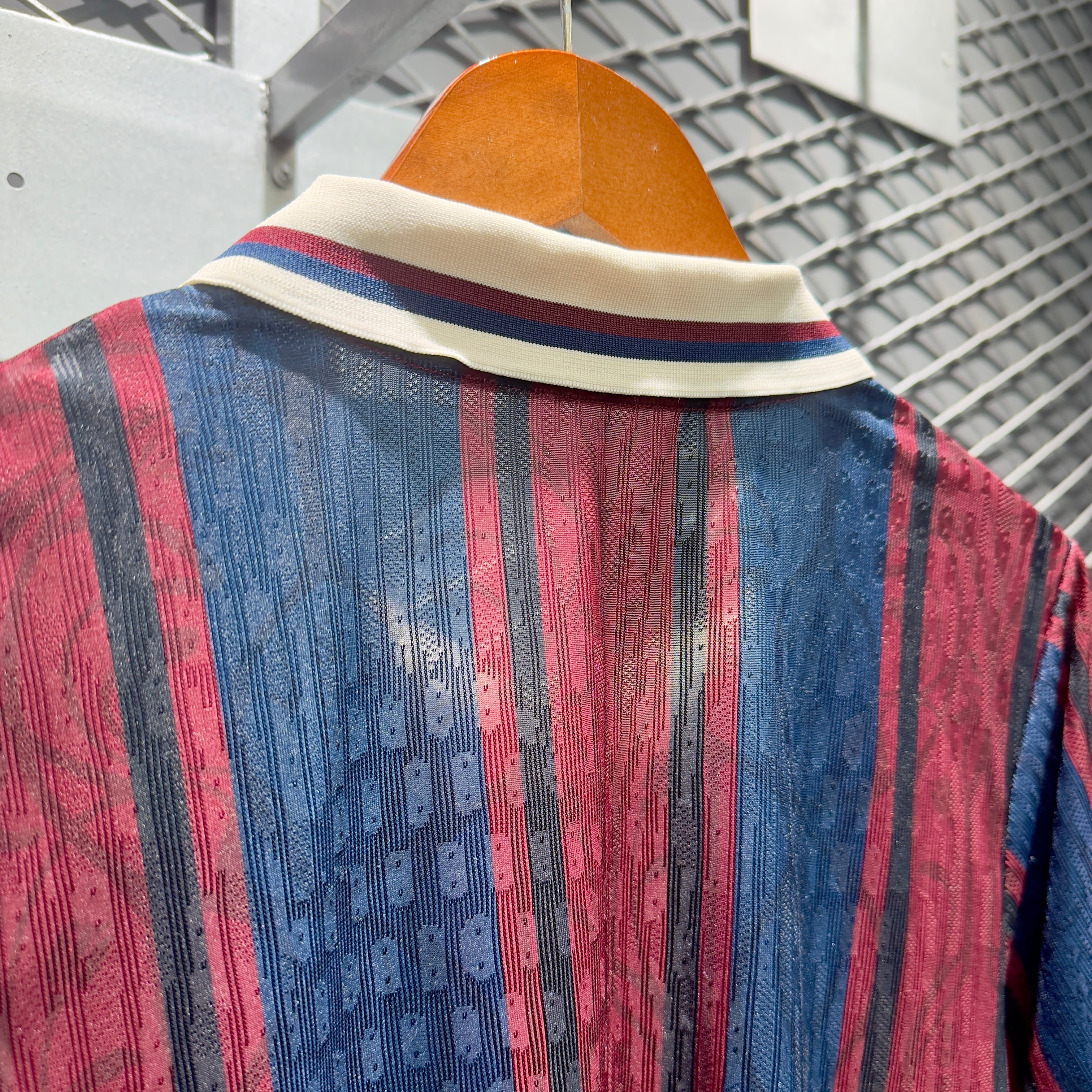 ÁO BARCELONA KỶ NIỆM 125 NĂM