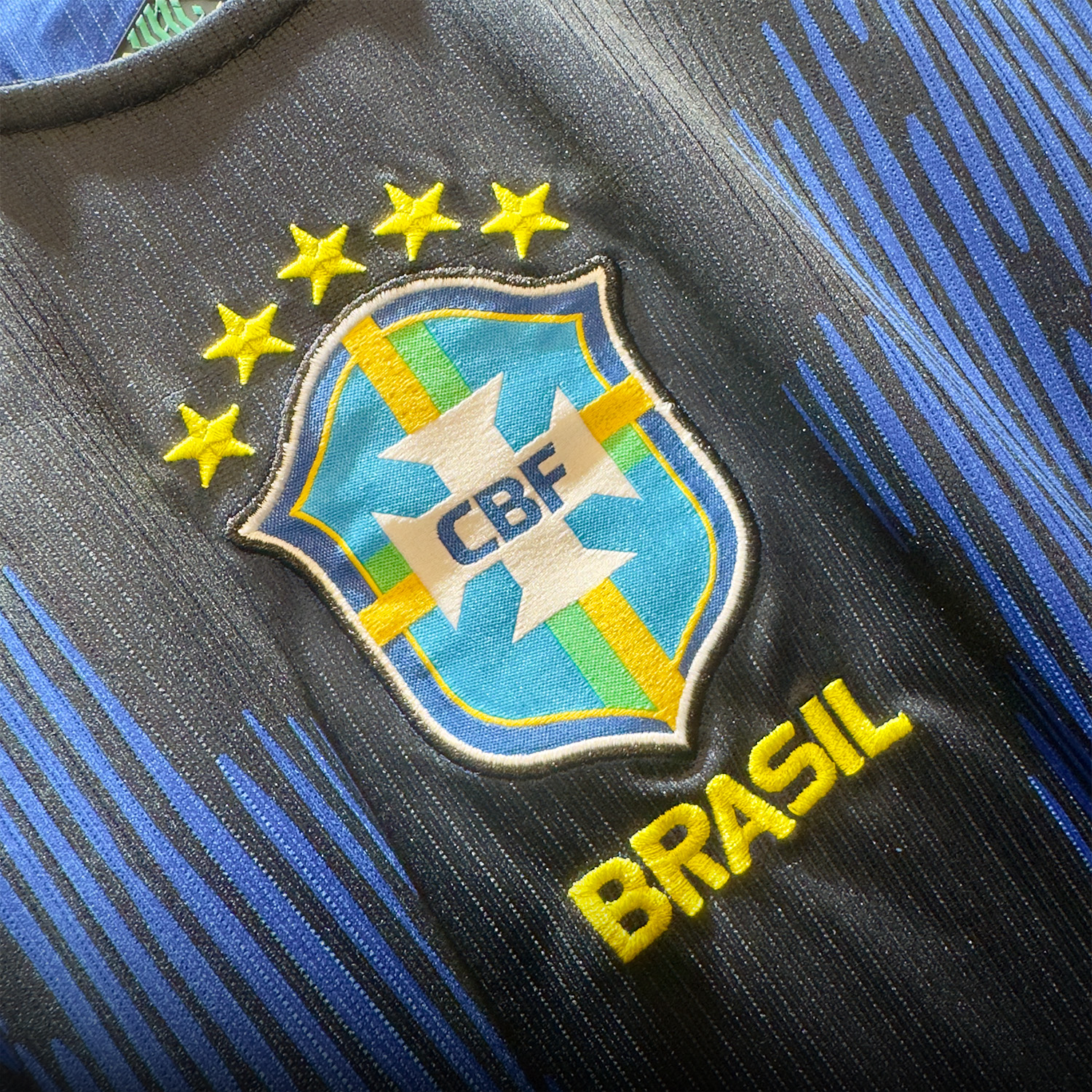 ÁO BÓNG ĐÁ ĐỘI TUYỂN BRAZIL WORLD CUP 2026 SÂN KHÁCH BẢN FAN