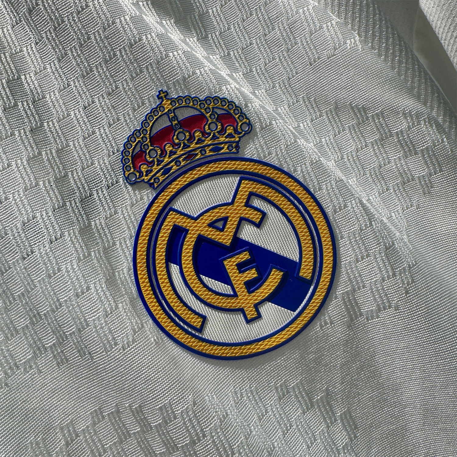 ÁO BÓNG ĐÁ REAL MADRID 2026/27 SÂN NHÀ BẢN PLAYER