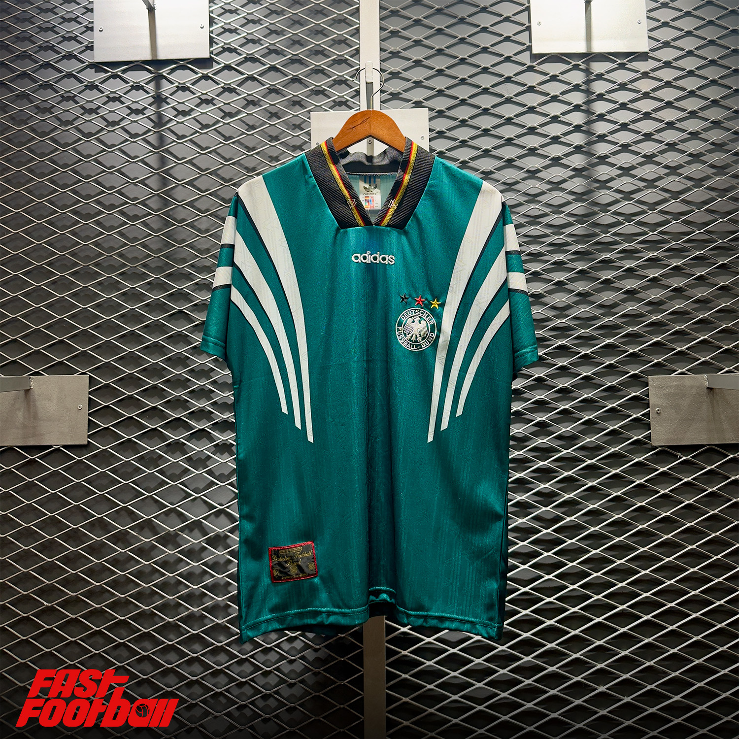 ÁO BÓNG ĐÁ ĐỘI TUYỂN ĐỨC 1996 SÂN KHÁCH