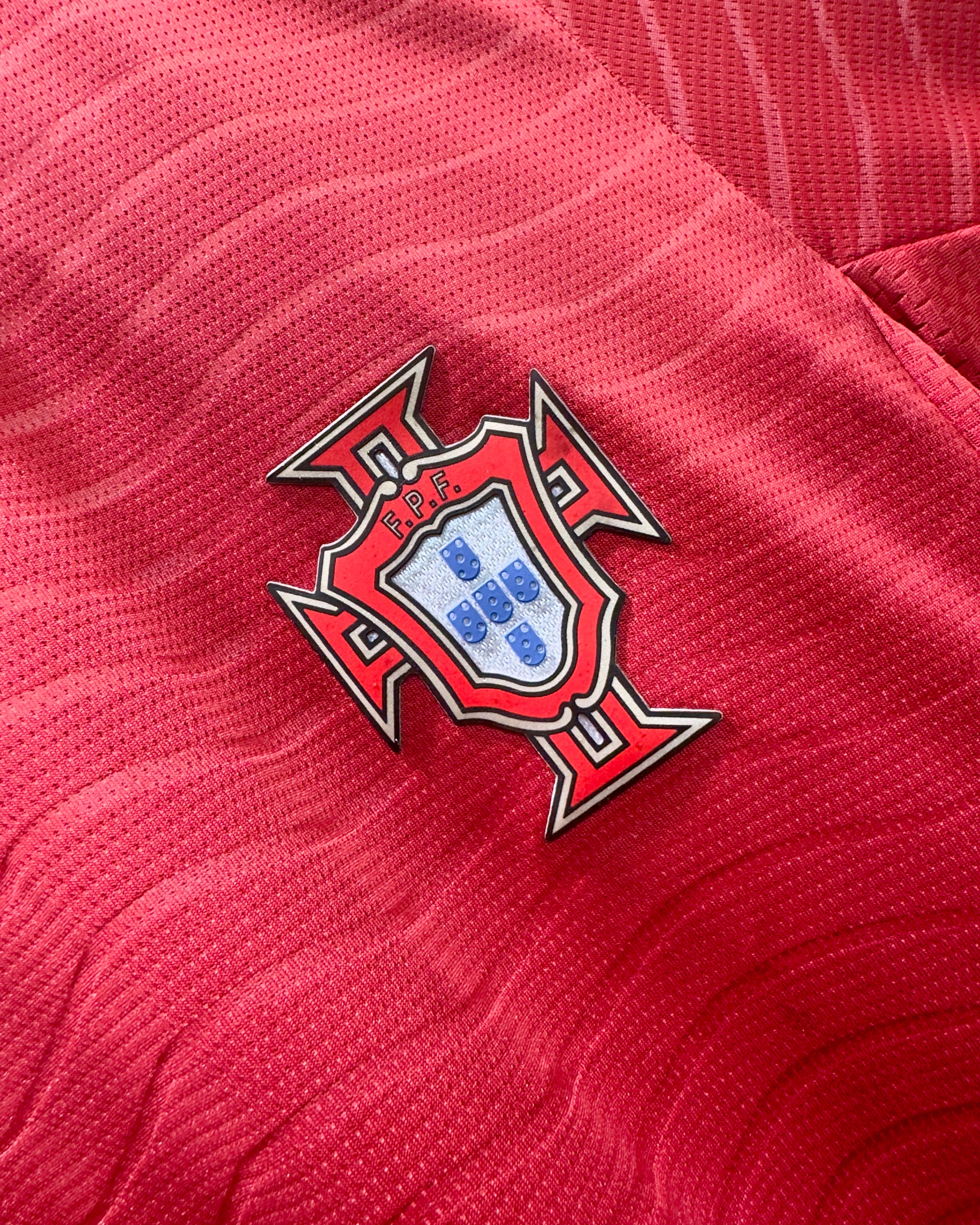 ÁO BÓNG ĐÁ ĐỘI TUYỂN BỒ ĐÀO NHA WORLD CUP 2026 SÂN NHÀ BẢN FAN RONALDO #7