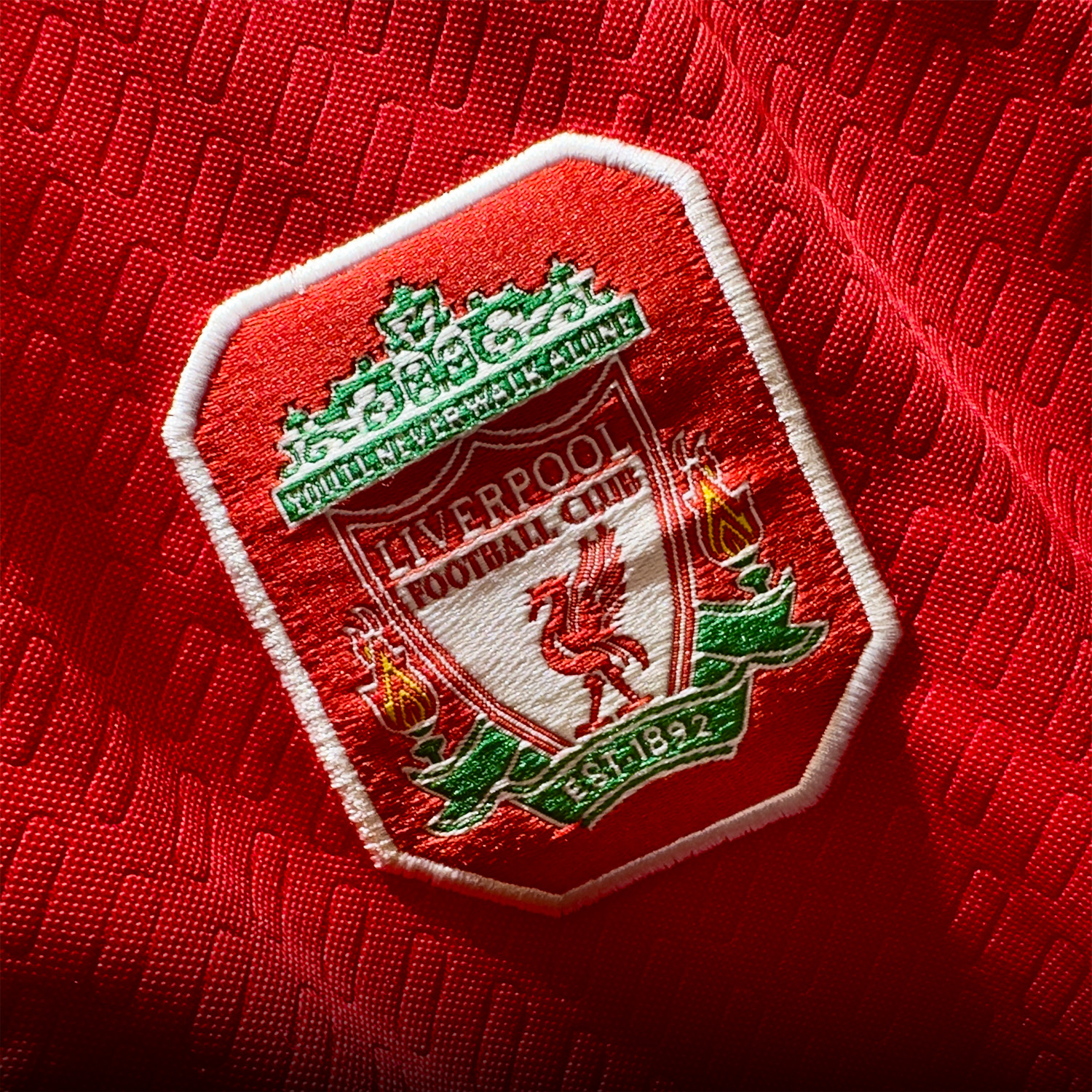 ÁO BÓNG ĐÁ LIVERPOOL 2004/05 SÂN NHÀ CHUNG KẾT CHAMPIONS LEAGUE