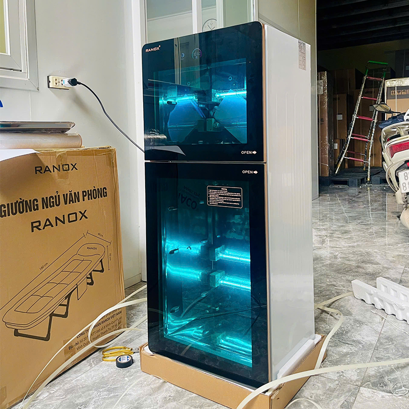 Tủ sấy tiệt trùng 138L, tủ cực tím kết hợp Ozone