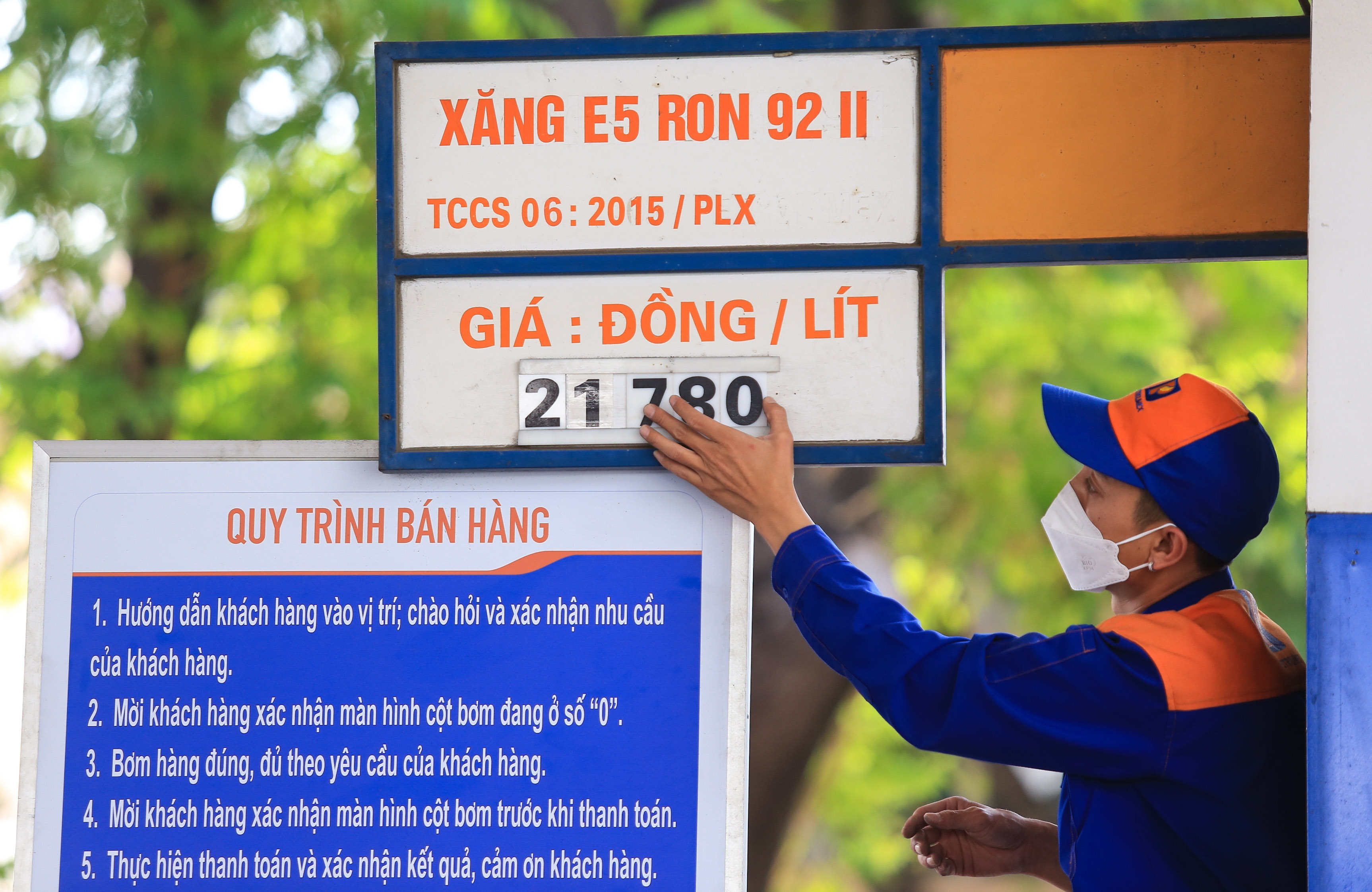 Bảng giá xăng dầu trực tuyến | Trực tiếp xem giá xăng dầu hôm nay | Cập nhật hằng ngày