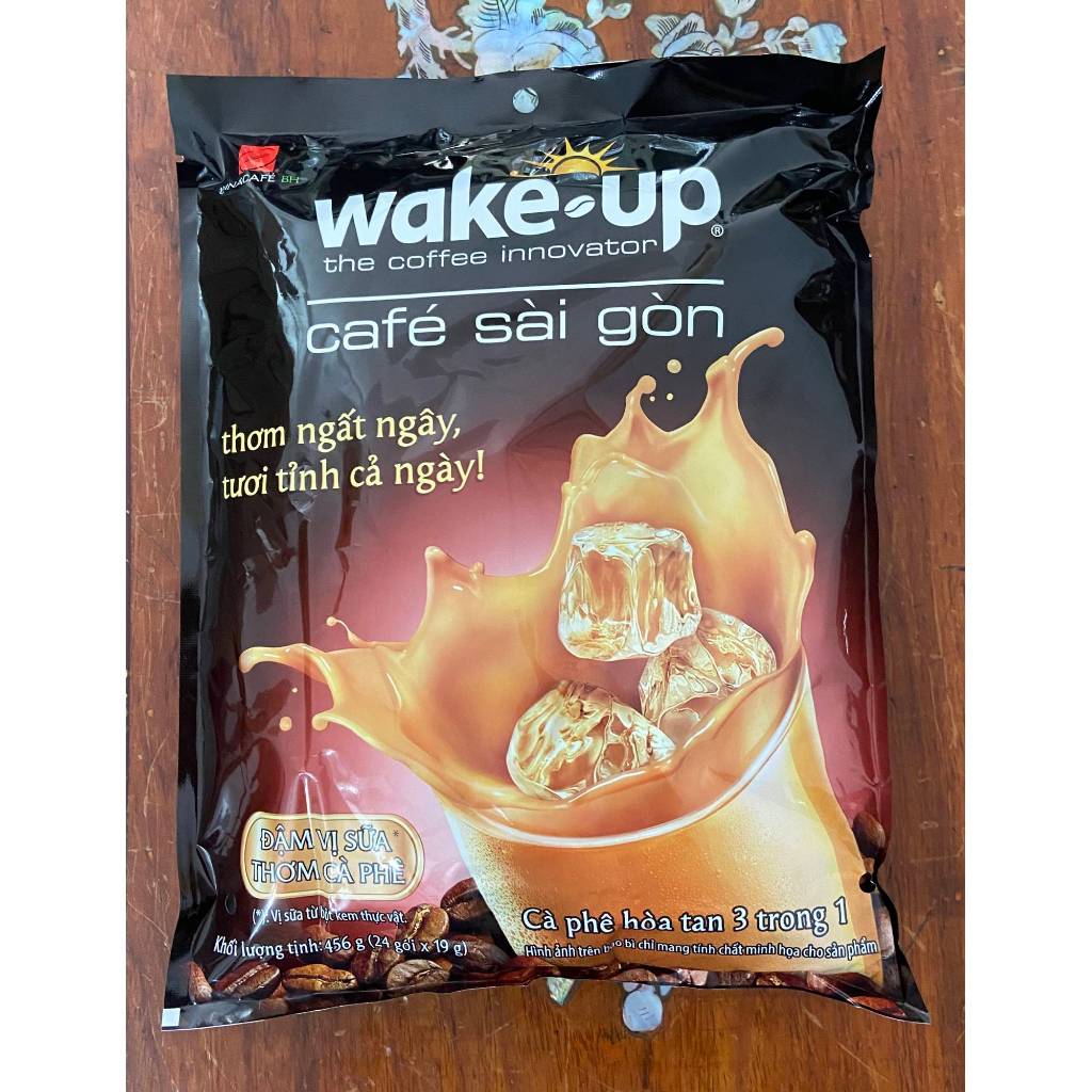 Cà phê Wake up Sài Gòn (24 gói x 19g)