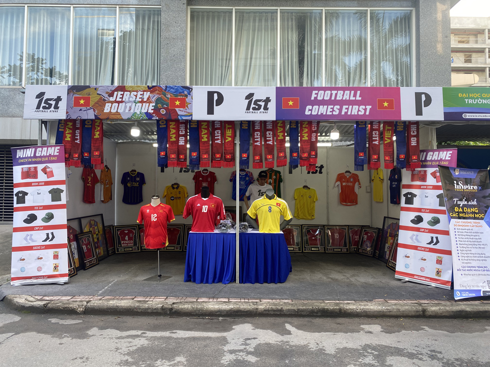 JERSEY BOUTIQUE - POP-UP SPACE by 1ST FOOTBALL STORE