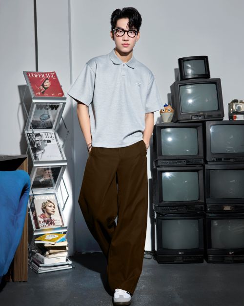 Outfit Boxy Polo - Barrel Khaki Pants