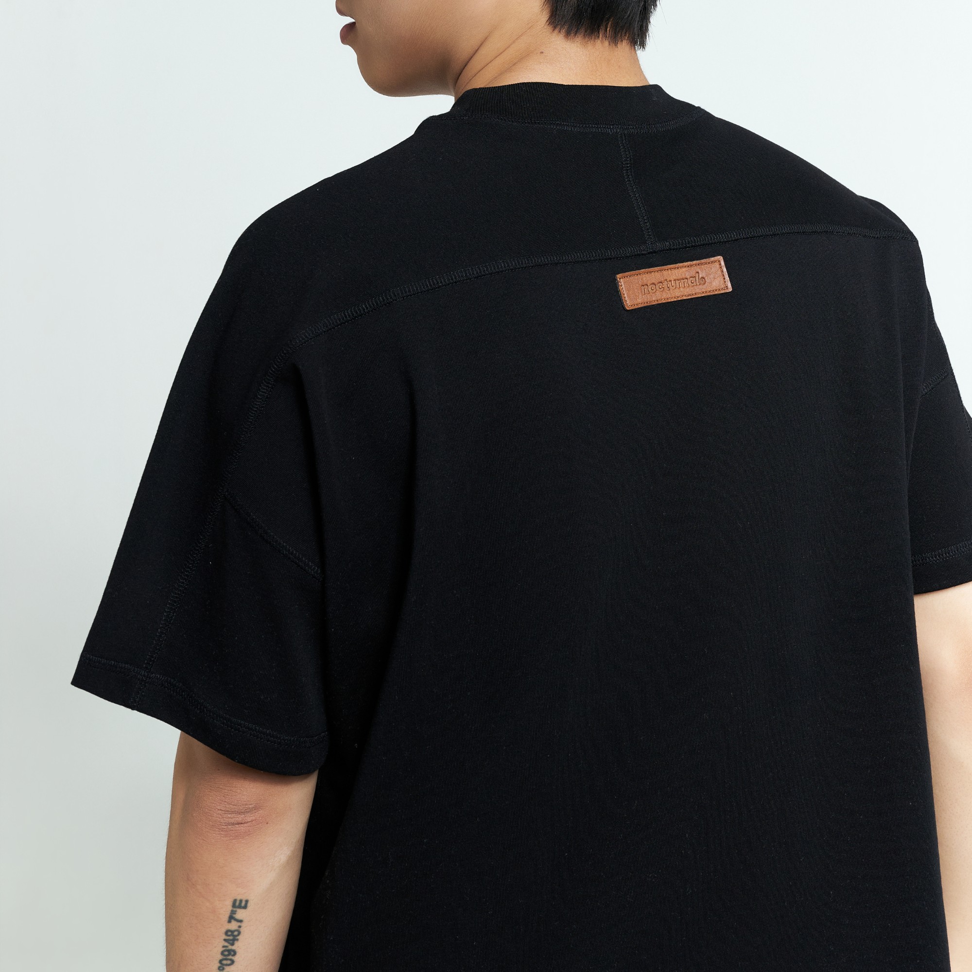 Outliner Tee