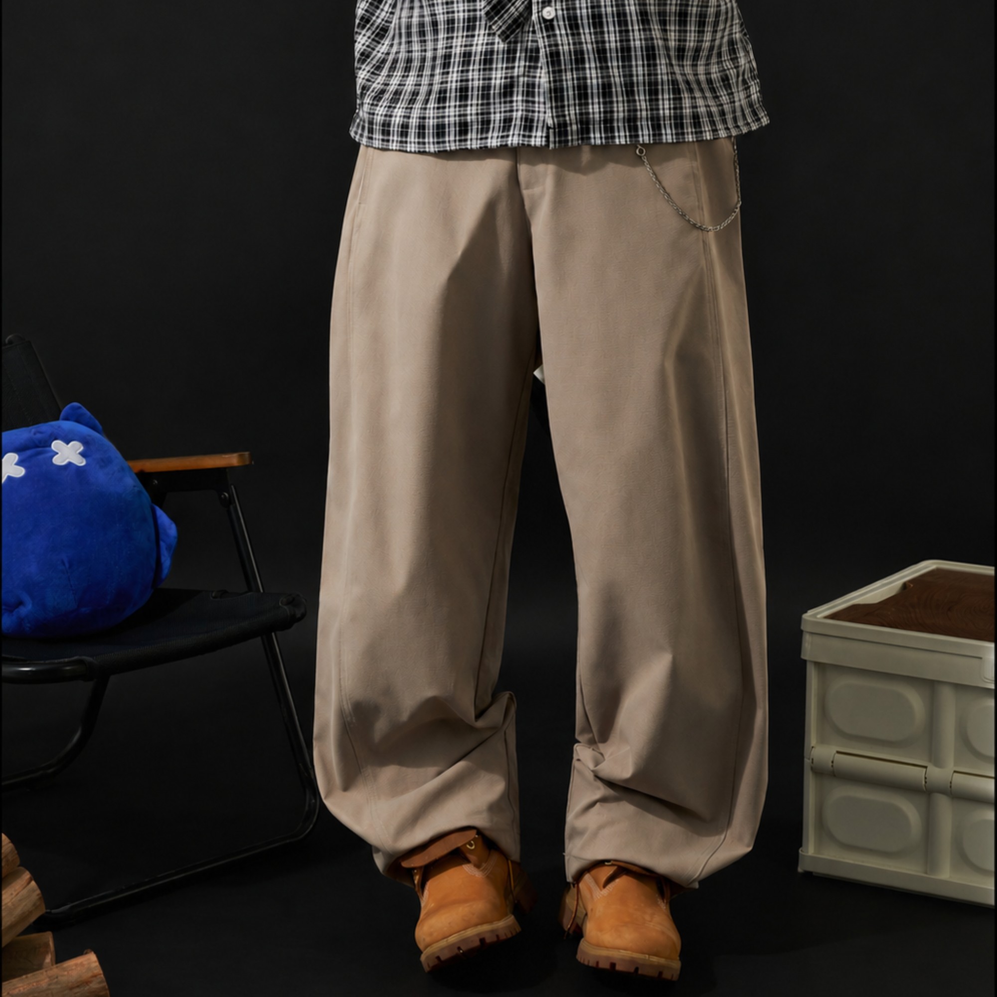 Barrel Khaki Pants