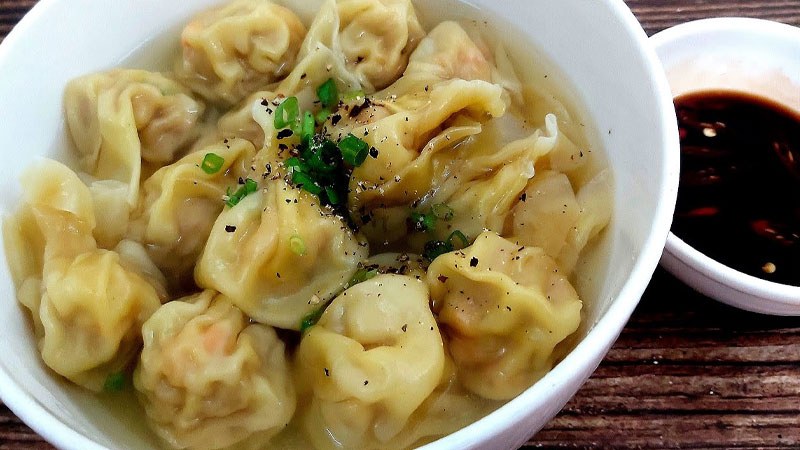 2 cách làm hoành thánh thơm ngon, dễ làm tại nhà