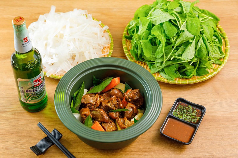 MÓN LẨU DÊ THUỐC BẮC BỔ DƯỠNG NƯỚC DÙNG THANH NGỌT ĐẬM ĐÀ