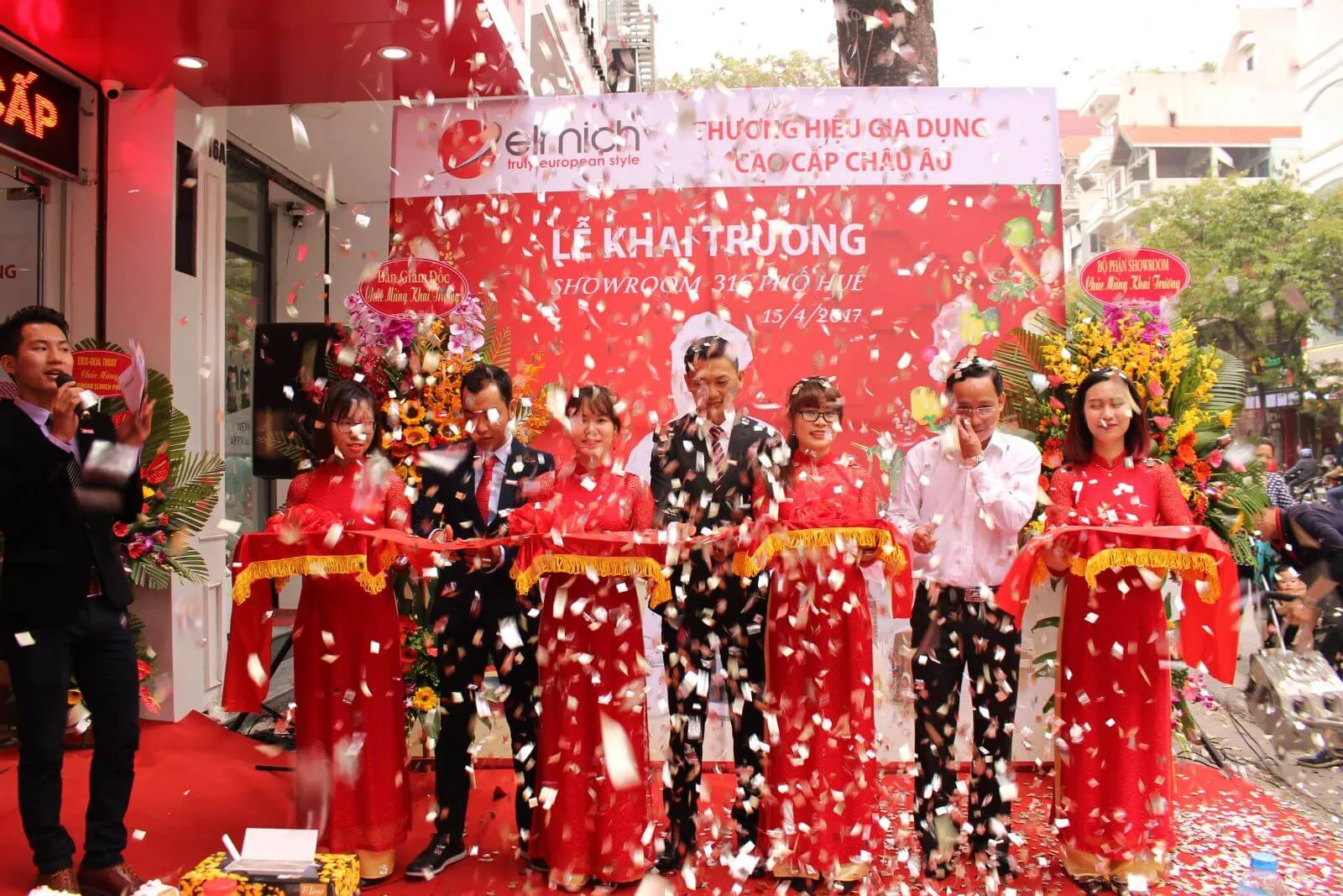 img_4816 Khai trương Showroom Phố Huế