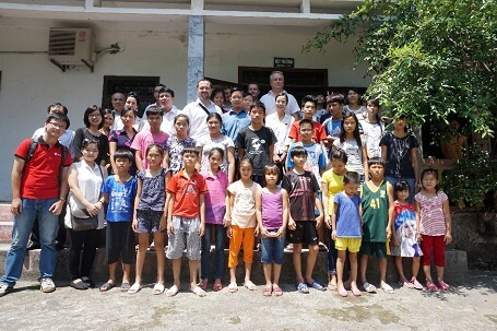 se-chia-toi-tre-mo-coi-mot-tam-long2011-3 Elmich tu thien