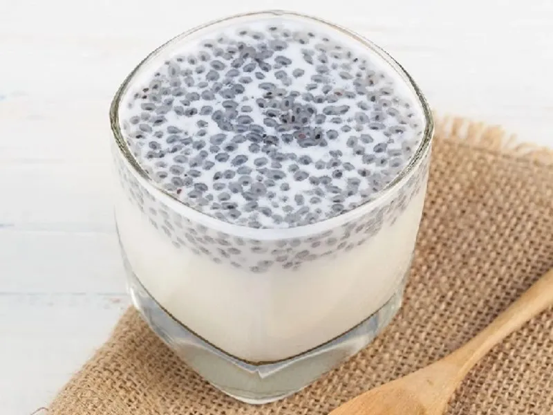Sữa tươi hạt chia nguyên chất chế biến đơn giản