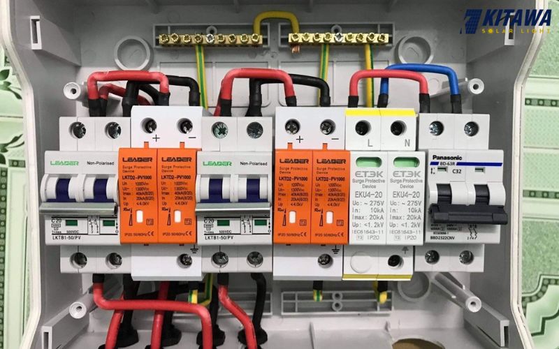 Cách đấu tủ điện năng lượng mặt trời an toàn, đúng kỹ thuật
