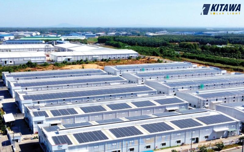 Điện mặt trời áp mái cho khu công nghiệp: Giải pháp đầu tư tiềm năng