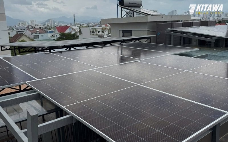 Cấu tạo hệ thống điện mặt trời 7kW lắp đặt cho anh Việt