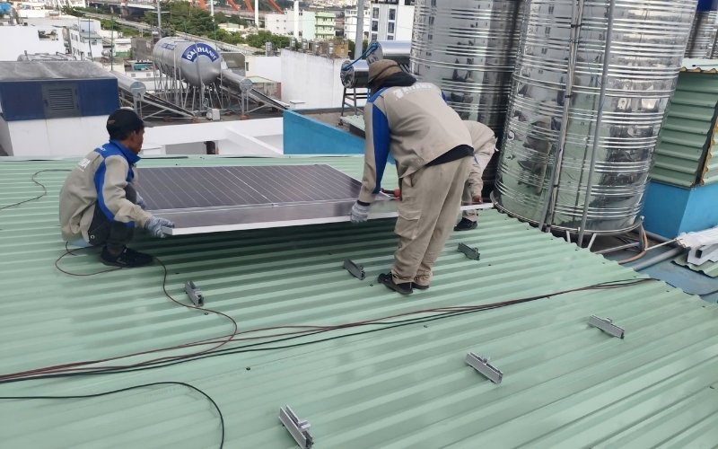 Diện tích lắp hệ thống điện mặt trời 20kW cho công ty