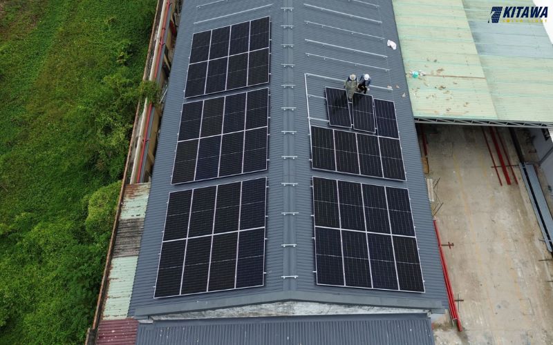 lắp đặt hệ thống điện mặt trời 80kw cho showroom ô tô