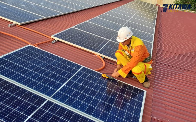 Cách lắp đặt tấm pin năng lượng mặt trời 