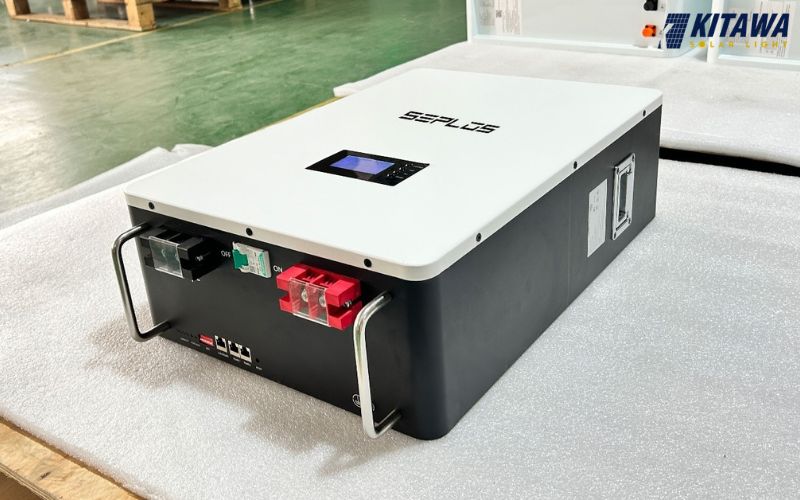 Pin lưu trữ điện năng lượng mặt trời chính hãng