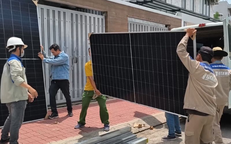 Hiệu suất của tấm pin năng lượng ổn định trong môi trường nhiệt cao