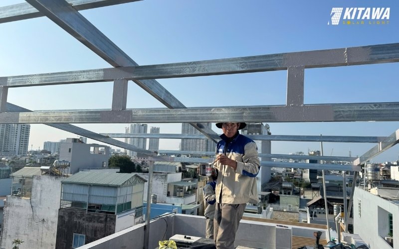 Tiết kiệm chi phí điện hàng tháng khi lắp hệ thống điện mặt trời 4kW
