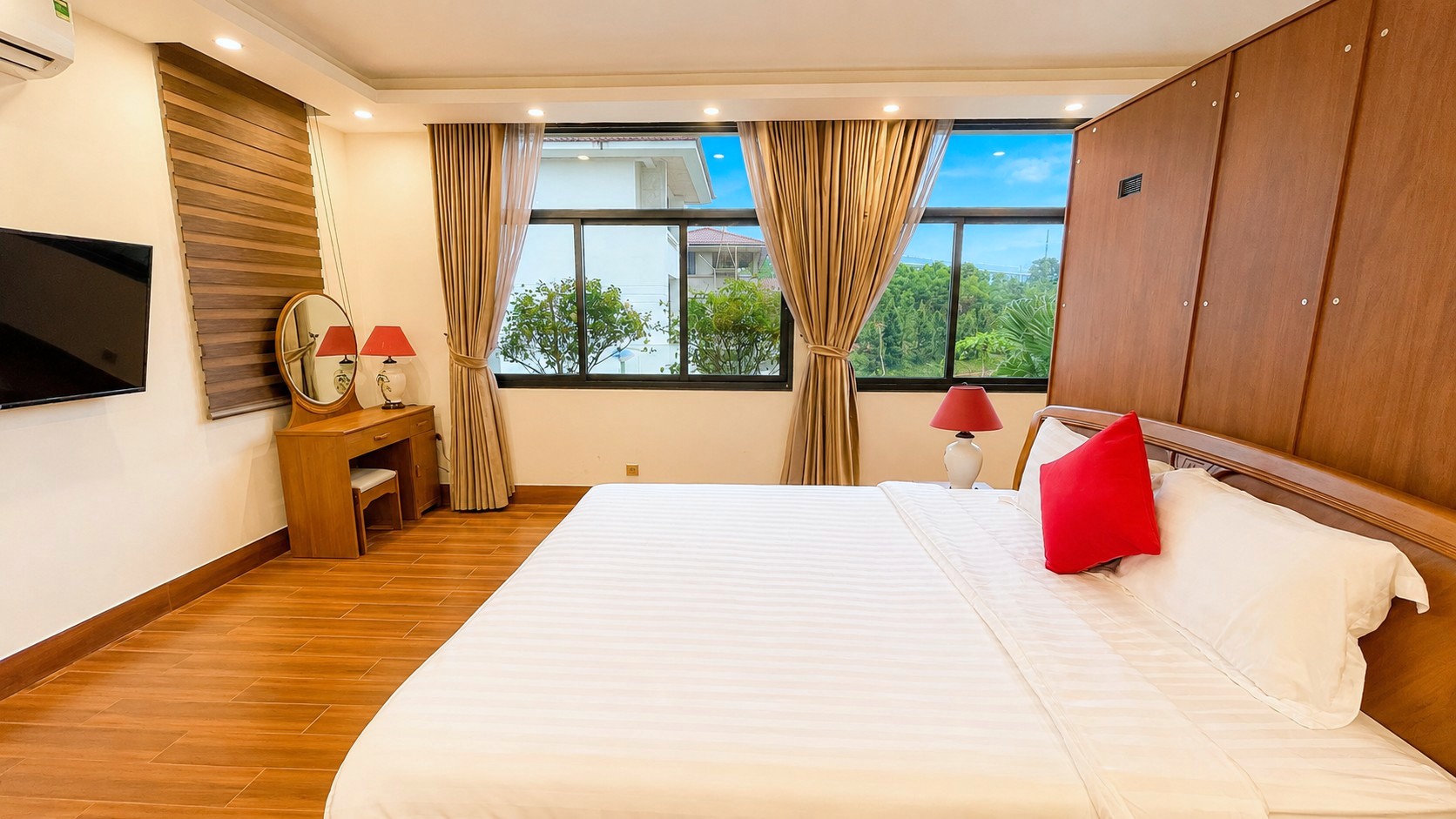 [Ha Long Villa 5Rooms] FLC BT637 빌라 – 프라이빗 수영장, 오션뷰 &amp; 골프장 전망