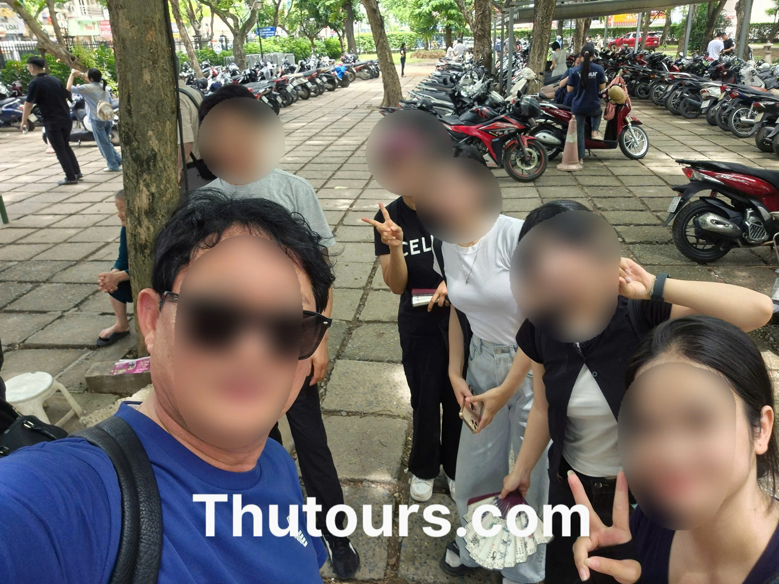 베트남 한국어학과 대학생과 함께하는 𝟏:𝟏 하노이 시티 오토바이 투어