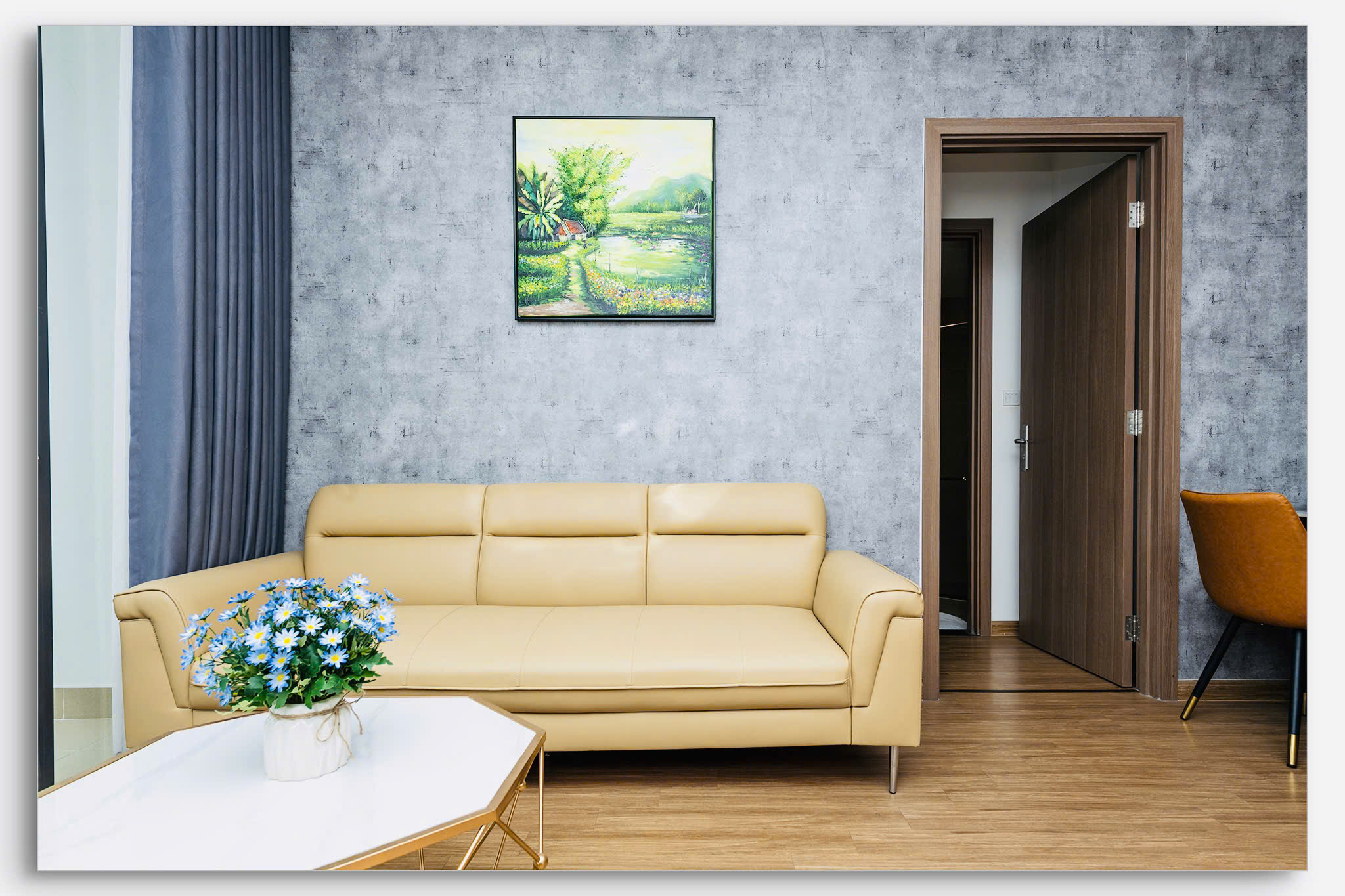 🌇[Vinhomes SKY LAKE] 빈홈스 스카이레이크 – 하노이 도심 속 2베드룸 럭셔리 아파트 “하늘 위의 휴식”