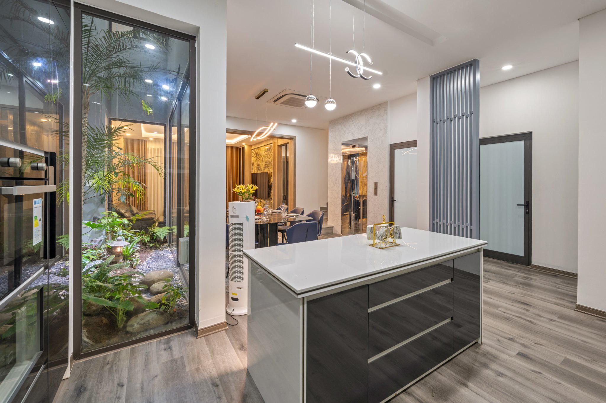 [KHÁNH VILLA PHAN TÔN LUXURY5Br] 미케비치 근처 프리미엄 럭셔리 5룸 풀빌라