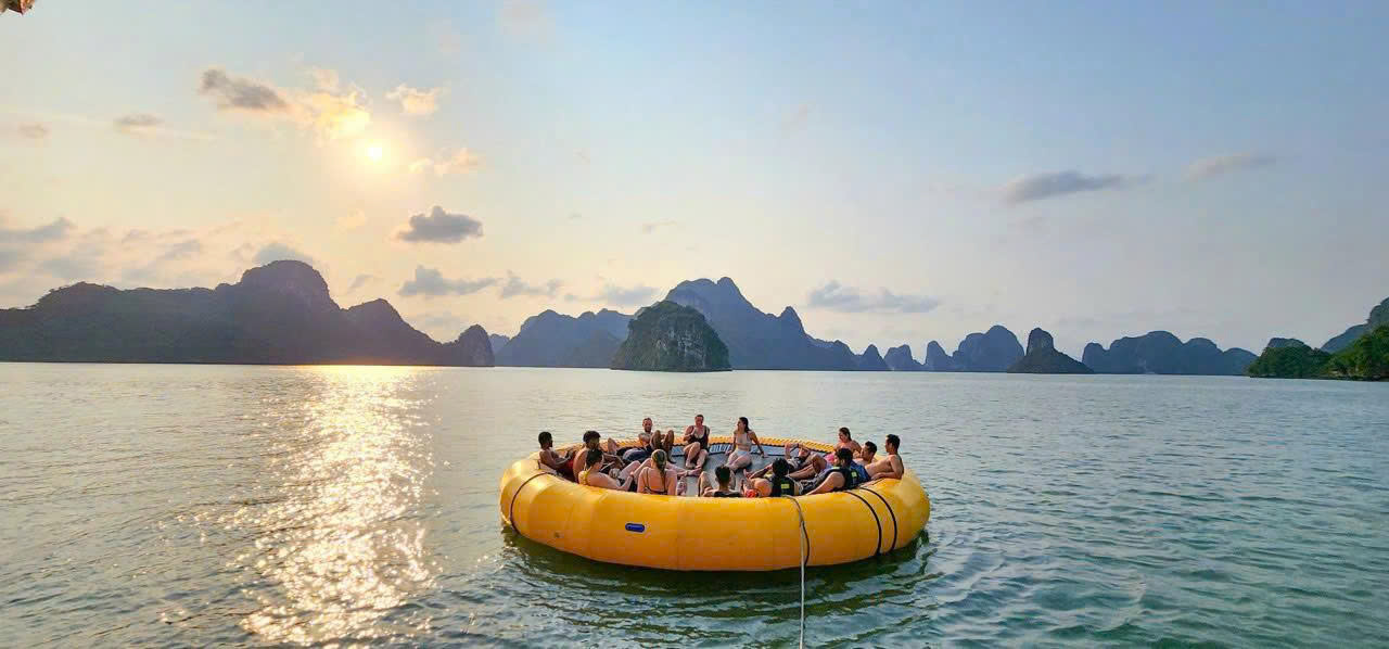 HALONG CATAMARAN PREMIUM DAY CRUISE 5STAR- 할롱 카타마란 프리미엄 – 란하베이를 품은 럭셔리 카타마란 크루즈