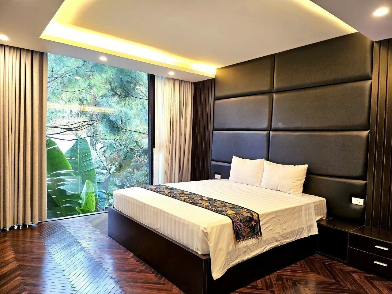 TF147 7ROOMS LUXURY PRIVATE VILLA – FLAMINGO DAI LAI