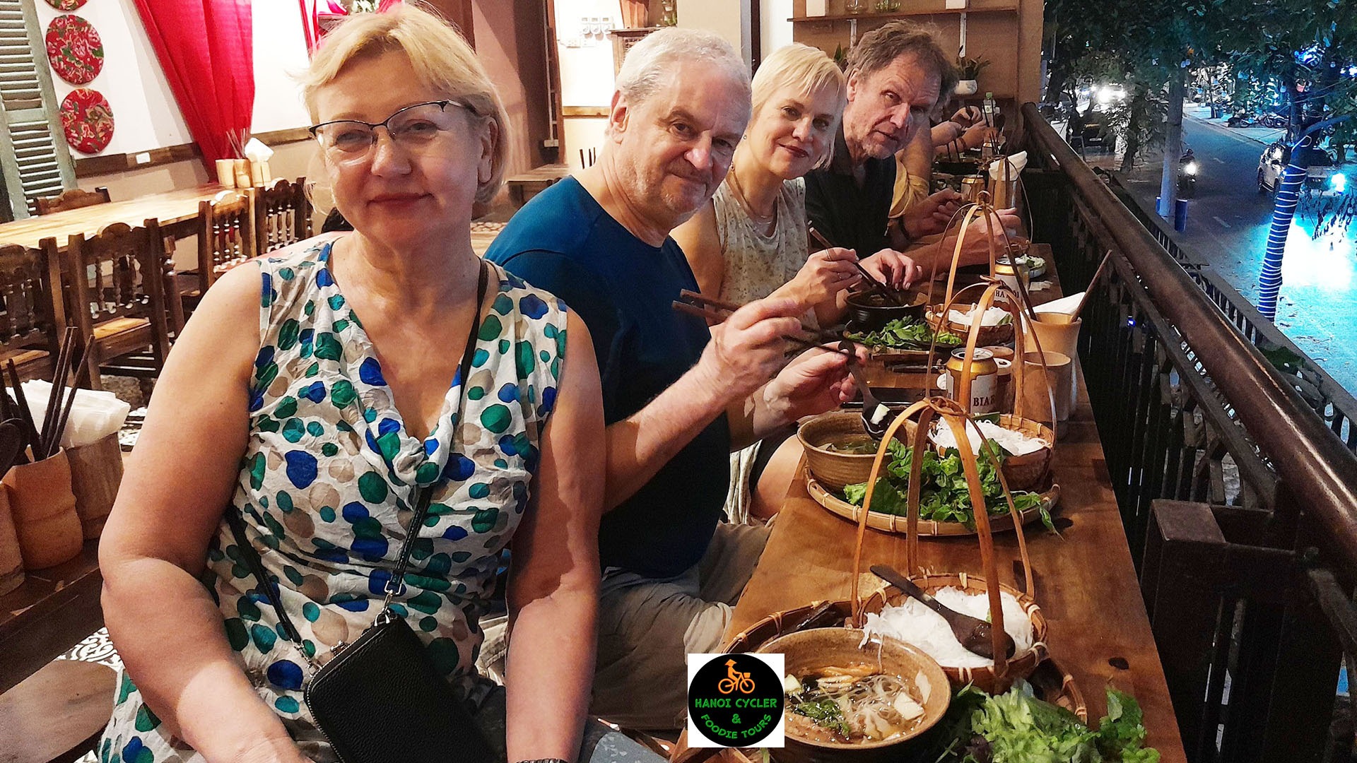 Hanoi City Tour 하노이 1일 투어 (차량- 가이드- 중식- 커피 포함)