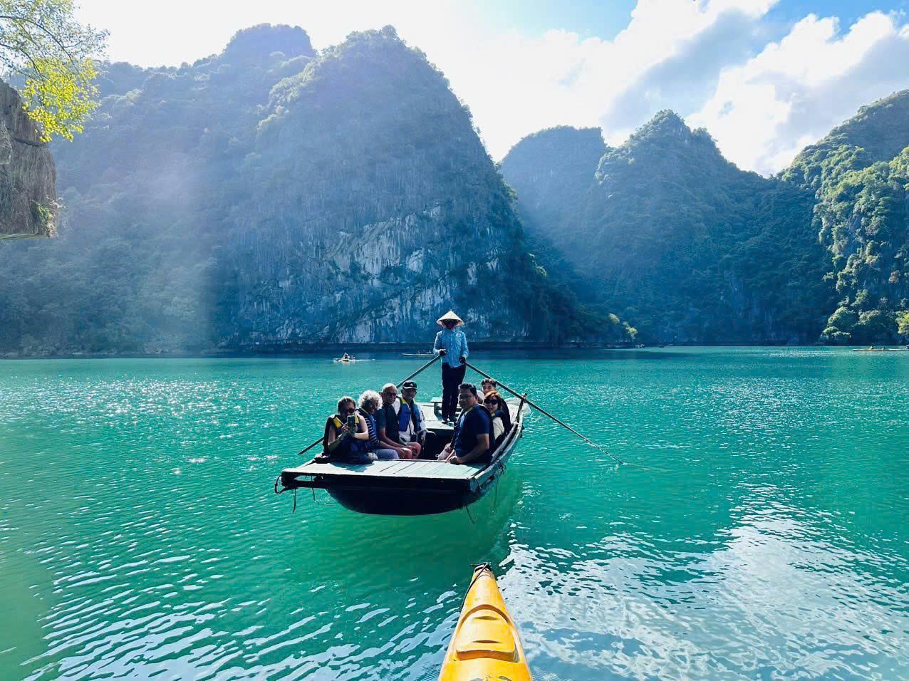 HALONG CATAMARAN PREMIUM DAY CRUISE 5STAR- 할롱 카타마란 프리미엄 – 란하베이를 품은 럭셔리 카타마란 크루즈