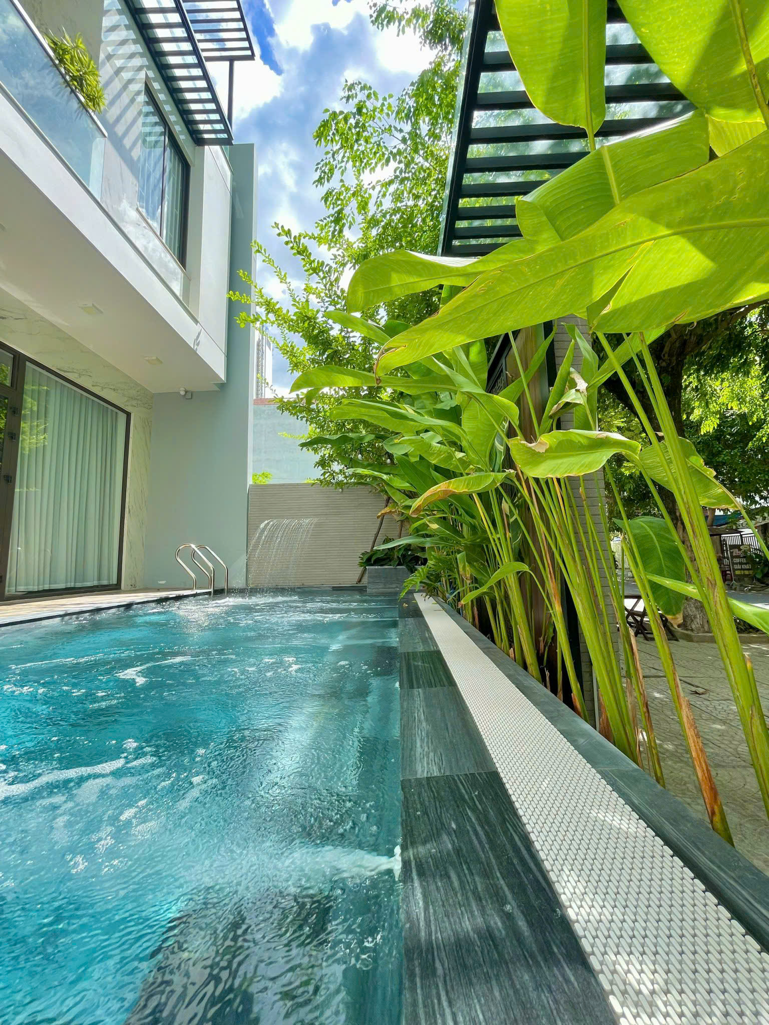 [KHÁNH VILLA PHAN TÔN LUXURY5Br] 미케비치 근처 프리미엄 럭셔리 5룸 풀빌라