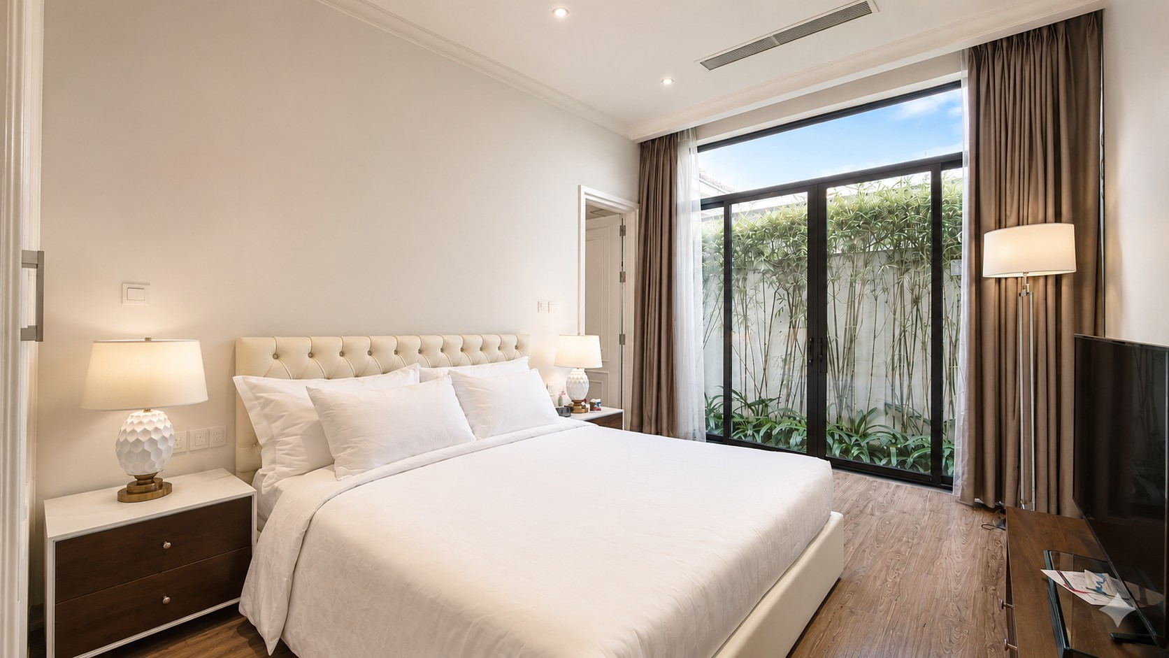 [Ha Long Villa 5Rooms] FLC BT633 빌라 – 피닉스 힐스의 푸른 자연 속, 오션뷰 &amp; 골프장 전망