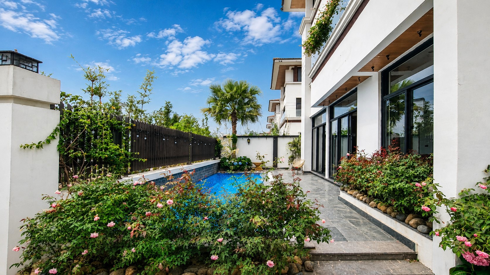 [Ha Long Villa 5Rooms] FLC BT637 빌라 – 프라이빗 수영장, 오션뷰 &amp; 골프장 전망
