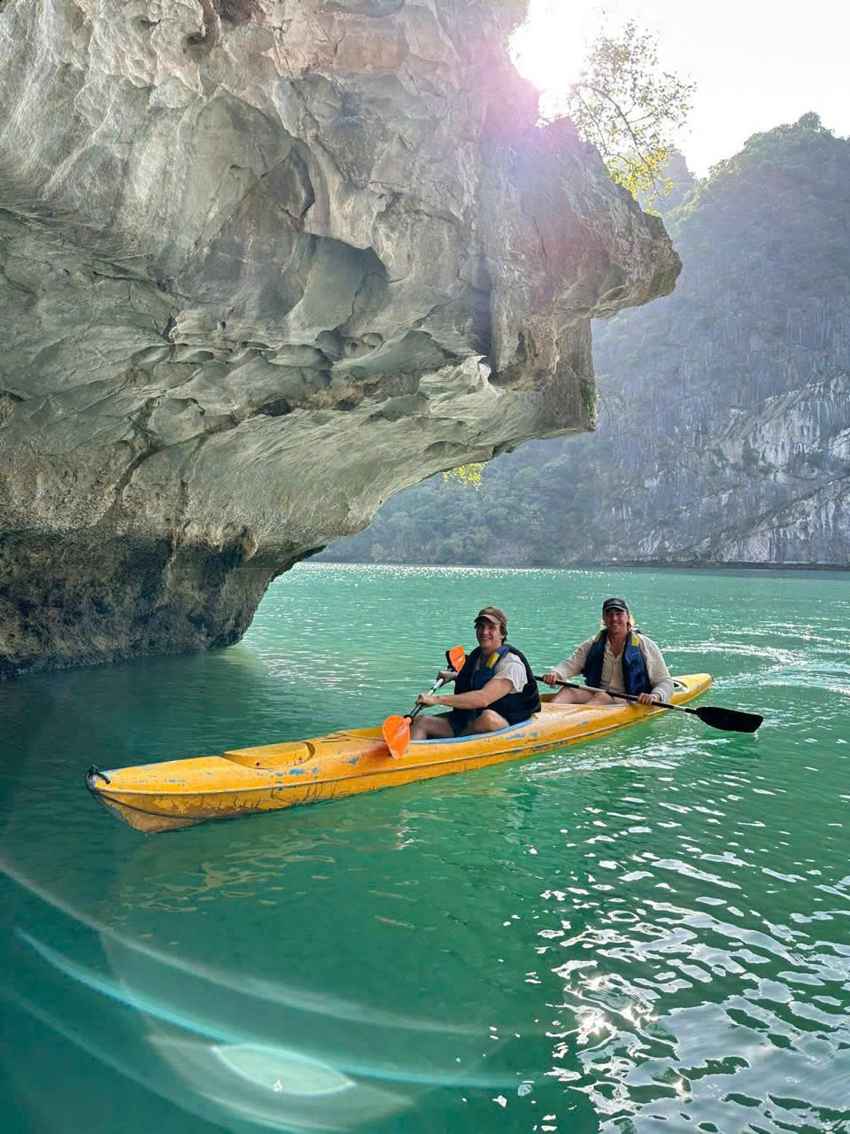 HALONG CATAMARAN PREMIUM DAY CRUISE 5STAR- 할롱 카타마란 프리미엄 – 란하베이를 품은 럭셔리 카타마란 크루즈