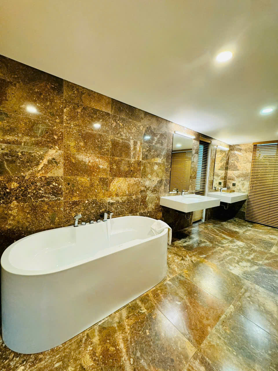 [MF2.6 MF2.7 MF2.8 Flamingo] 3베드룸 CHARM VIP– 플라밍고 다이라이