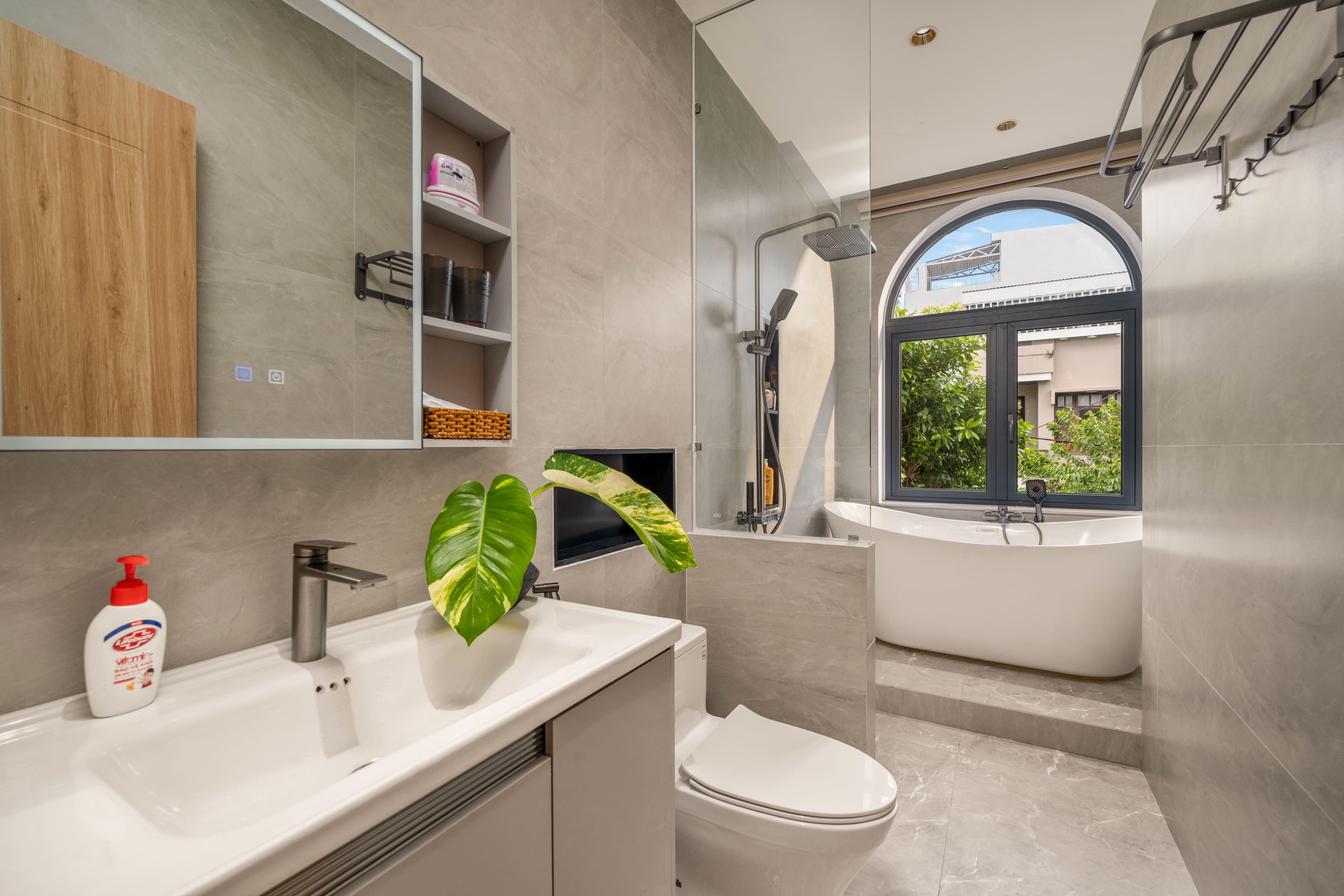 Azure Villa Da Nang 4 Bedroom – 다낭 도심 속에서 즐기는 프라이빗 럭셔리 풀빌라